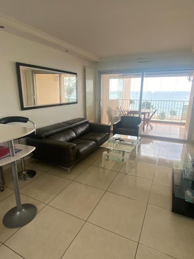 Bord De Mer Cannes Midi Luaran gambar